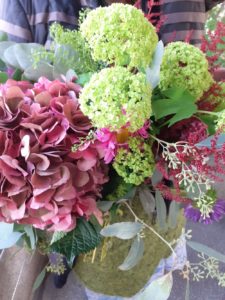 Buchet hortensia viburnum
